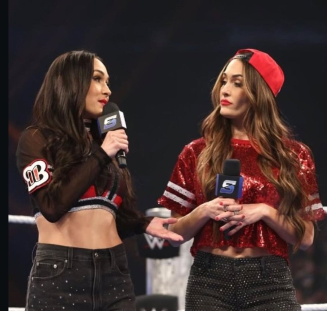 𝐂 𝐨 𝐜 𝐨 (Parody Account) tweet media