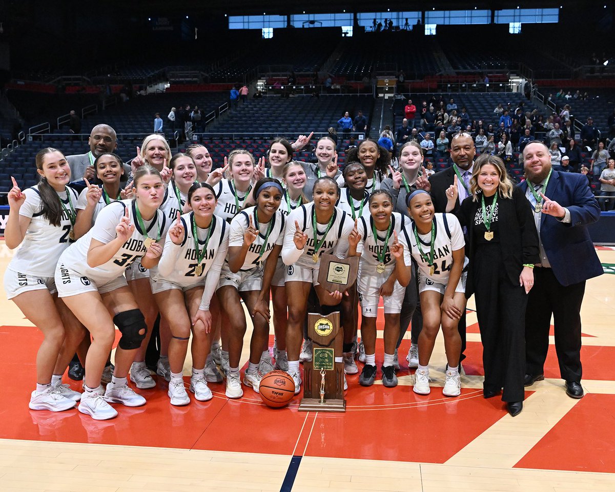 OHSAASports's tweet photo. 🏀#OHSAA GIRLS BASKETBALL DIVISION II STATE FINAL: Congratulations to Akron Archbishop Hoban, the Division II State Champions! https://t.co/1xVAg5mHio