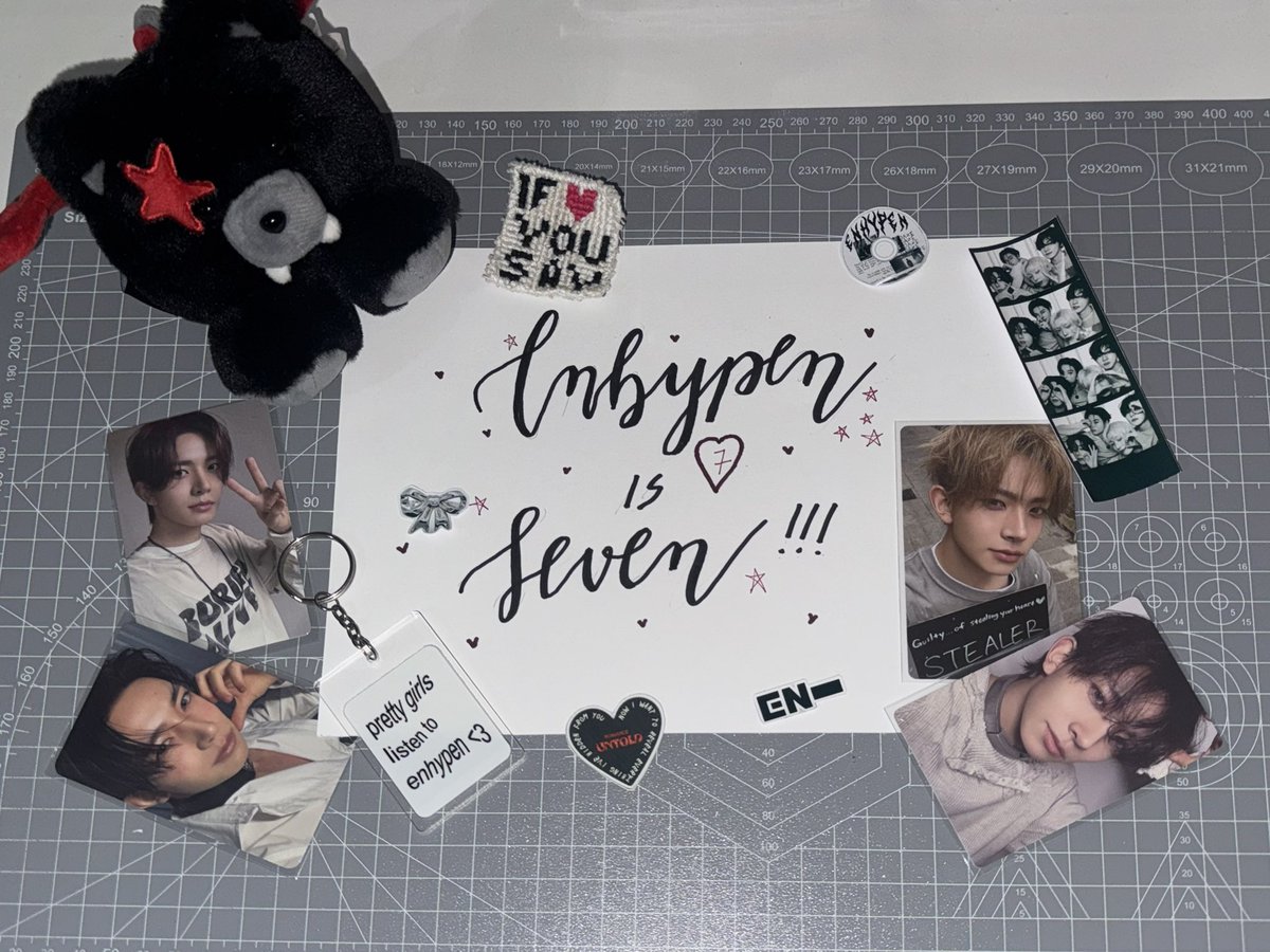 M ⊹ 🪭 tweet media