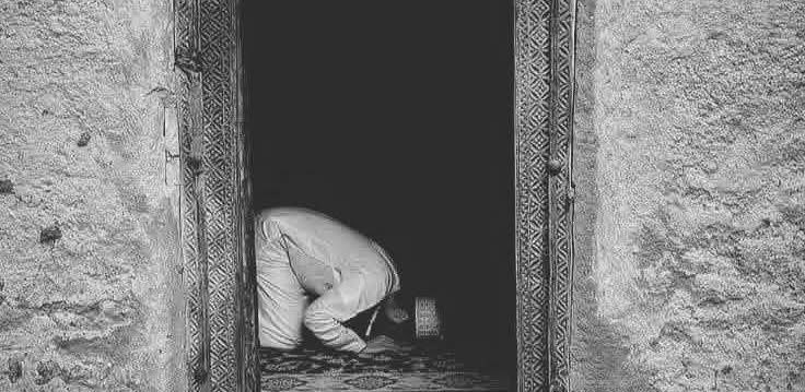 Nawa_e_Khayal's tweet photo. گُنہگار تو شایَد مانگ لیں مَعافی
حِساب پارساؤں کا مُشکِل ہو گا..!! https://t.co/vlJ6Ws7G6B
