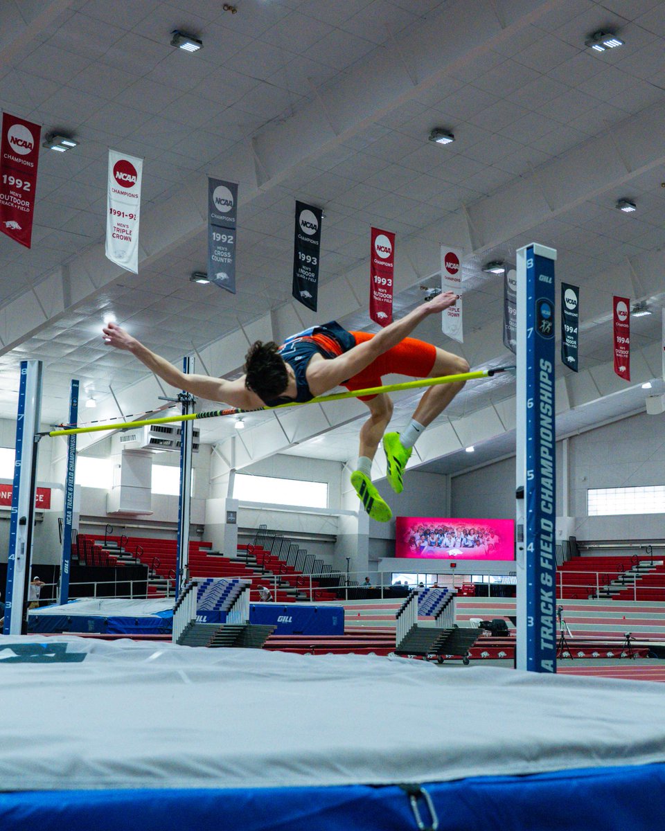 Illinois Track & Field and Cross Country tweet media