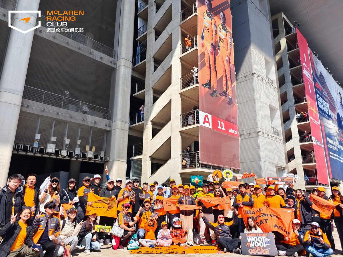 It’s race day! Send it team <a href="/McLarenF1/">McLaren Mastercard Formula 1 Team</a> <a href="/ZBrownCEO/">Zak Brown</a> <a href="/OscarPiastri/">Oscar Piastri</a> <a href="/LandoNorris/">Lando Norris</a> #FansLikeNoOther #NeverStopRacing #F1 #ChineseGP