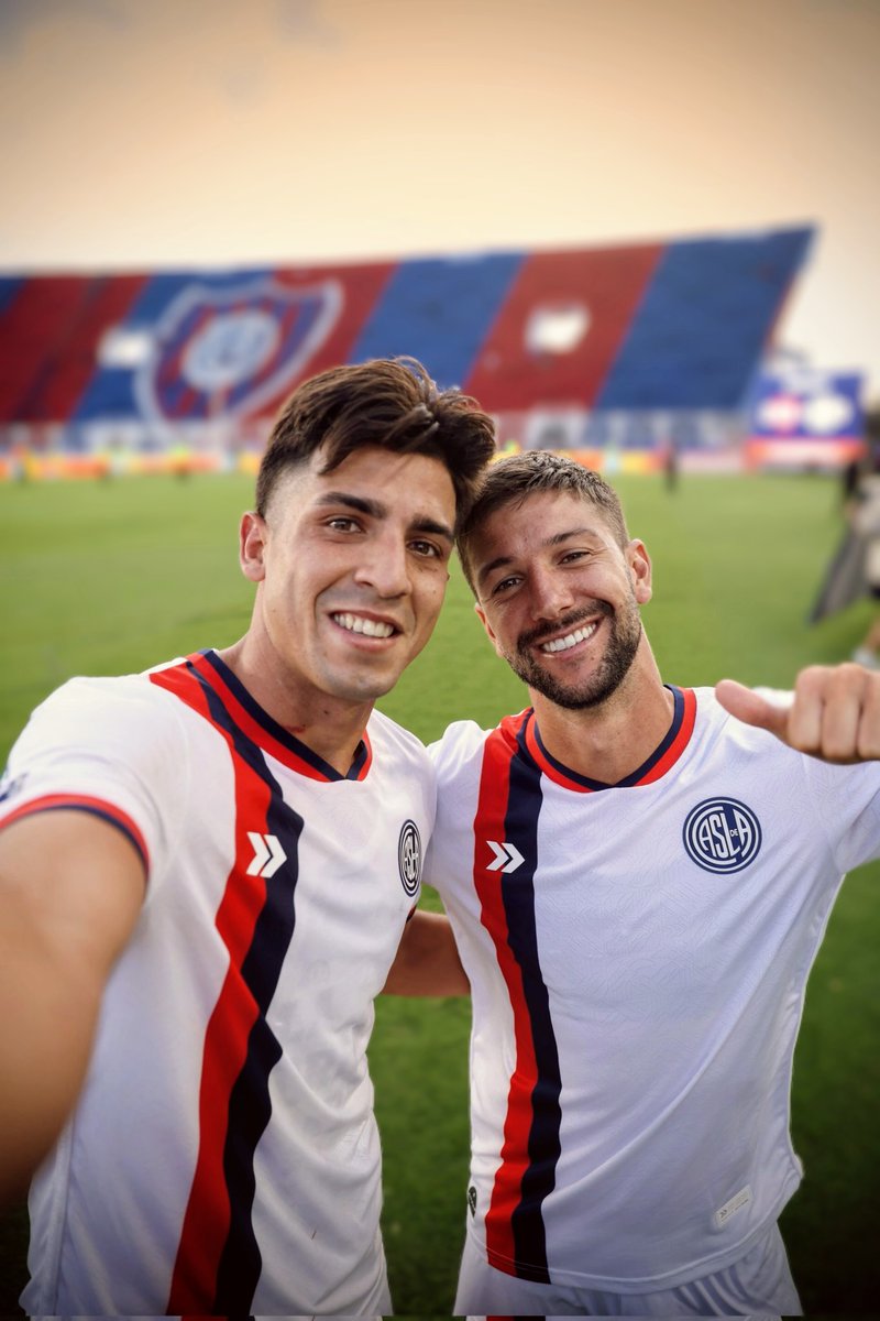 ADN Cuervo tweet media