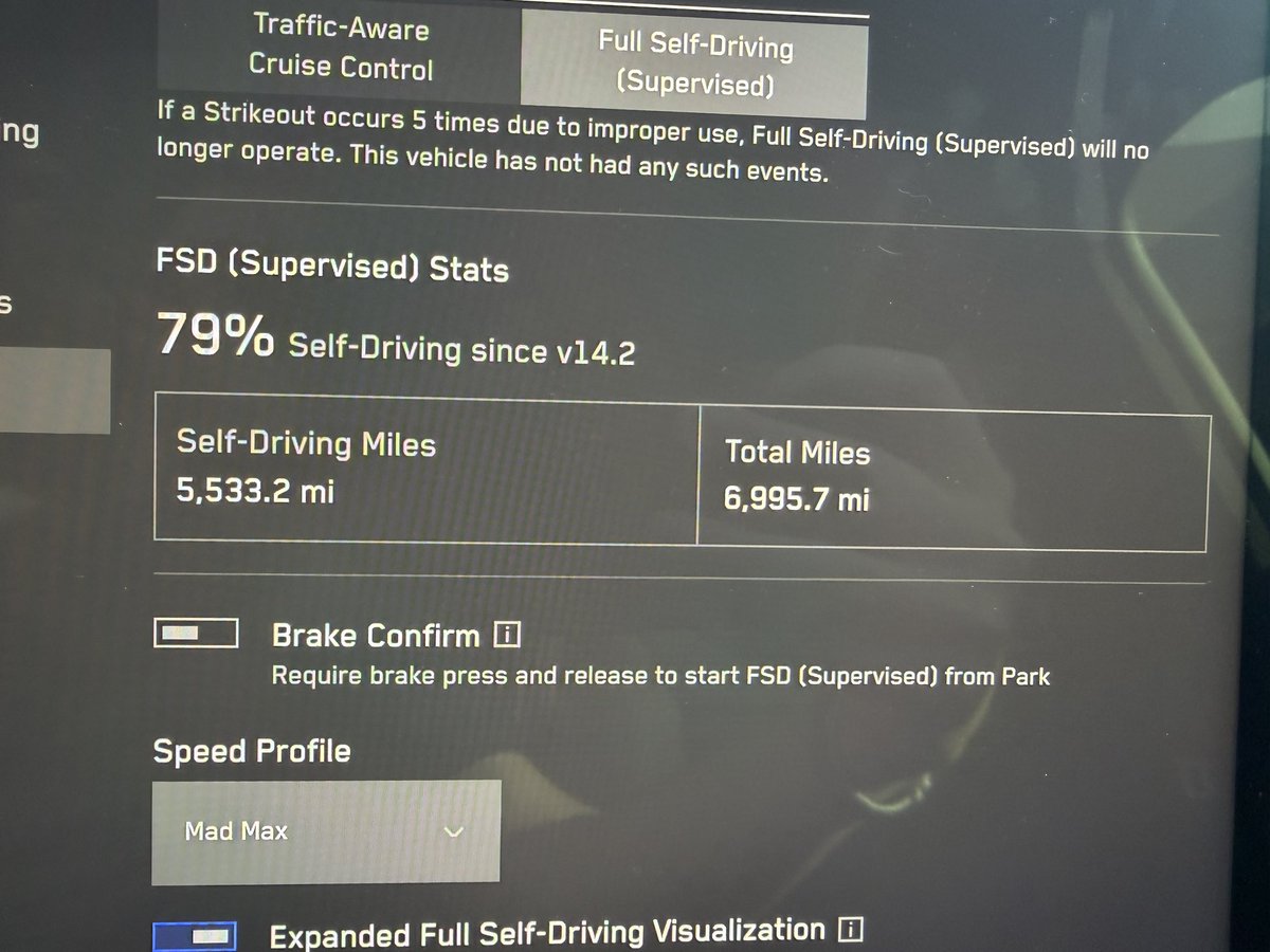 WHAT'S INSIDE? tweet media