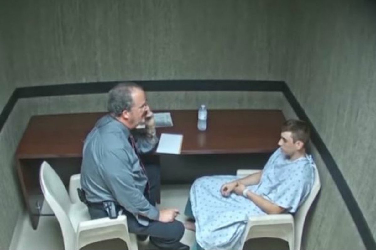 "Y esas personas que llegan a firmar directamente y van por más personas", ¿Están aquí con nosotros?

JAJAJAJAJAJAJAJAJA 🤡🤡