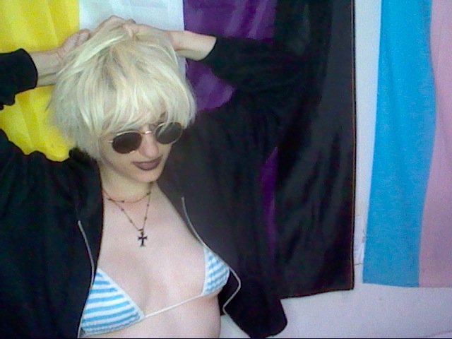 dave strider if hussie locked the fuck in