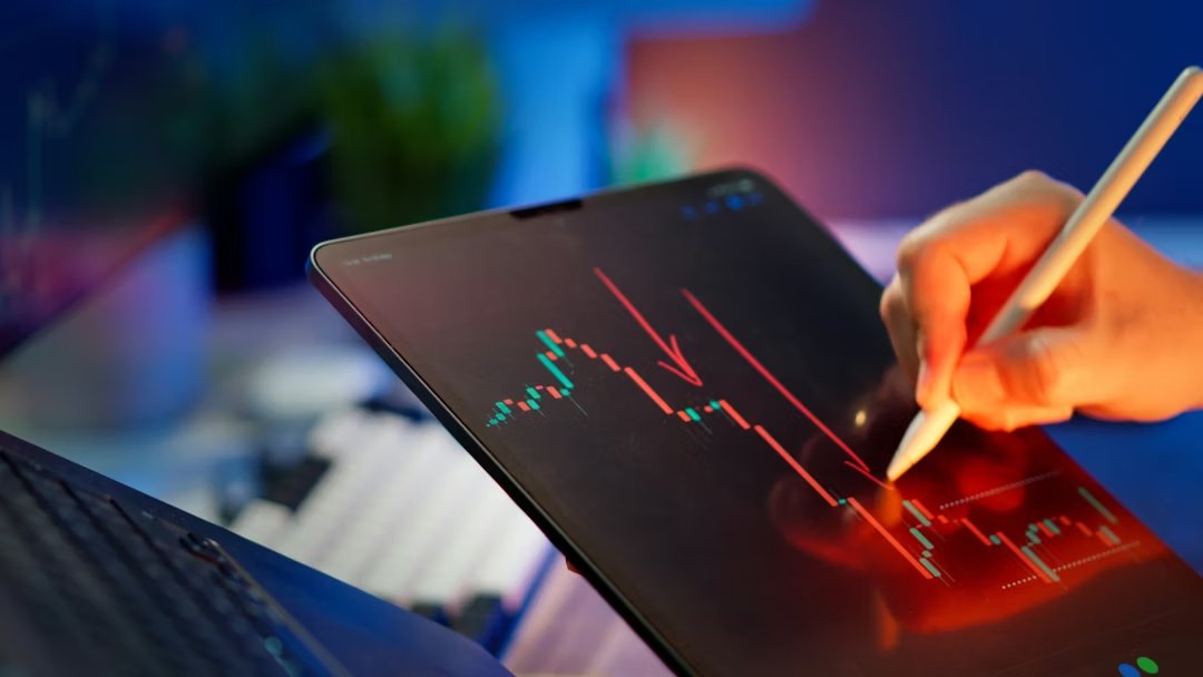 TravisMatthews0's tweet image. The data-driven approach to automation scaling. 📈📊🛠️

Don't guess where to automate. Use your business analytics to find the highest-impact bottlenecks. 

Learn our analysis framework at smartflowslab.com. #DataDriven #BusinessAnalytics #AutomationSuccess #SmartFlowsLab