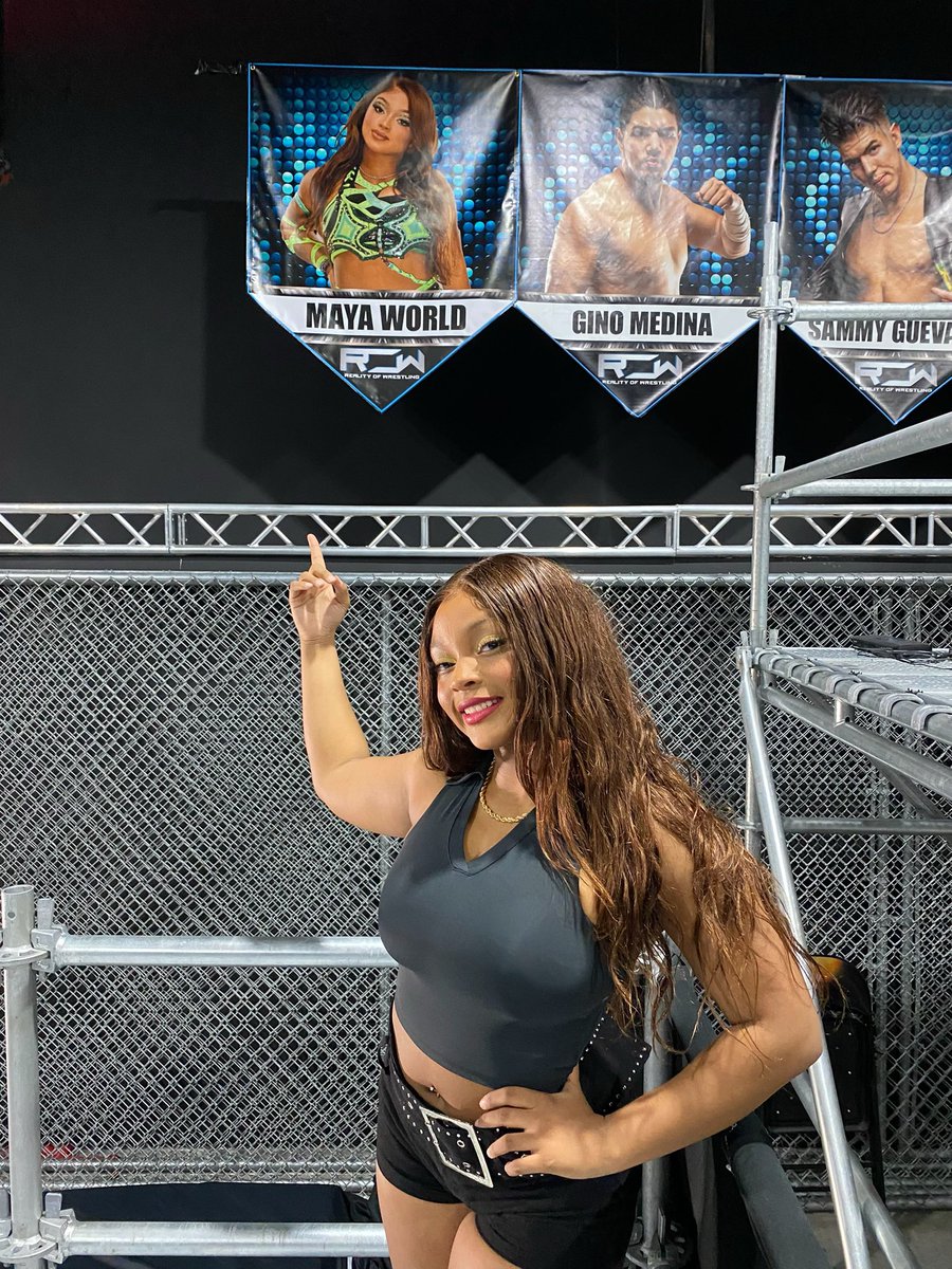 maya world 🤩 tweet media