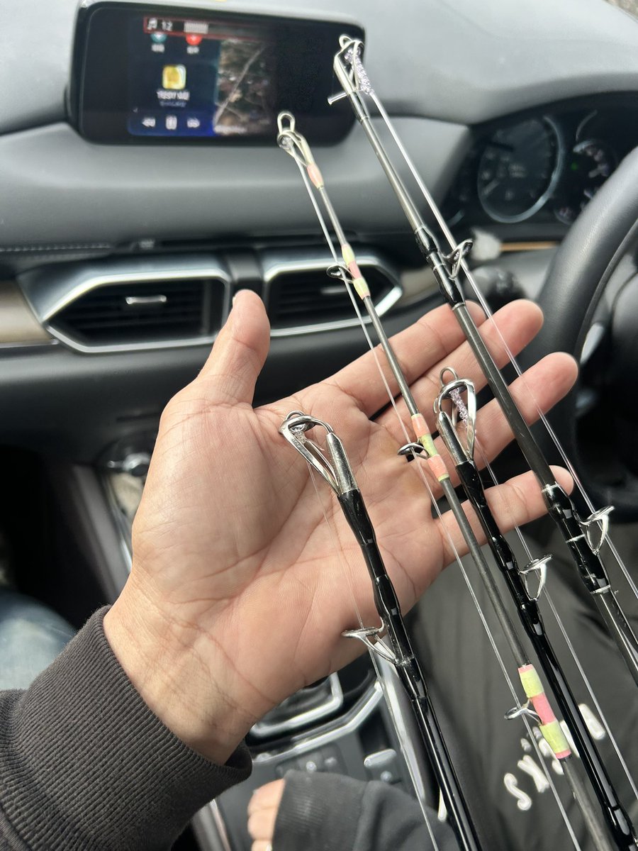 おこめ tweet media