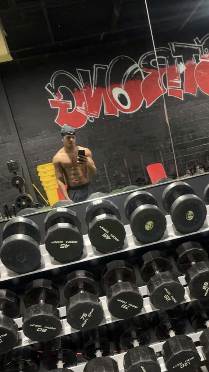 Seth Foxworth tweet media