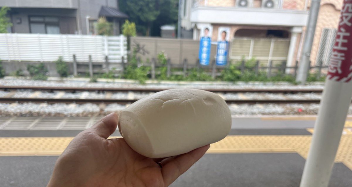 たばね tweet media