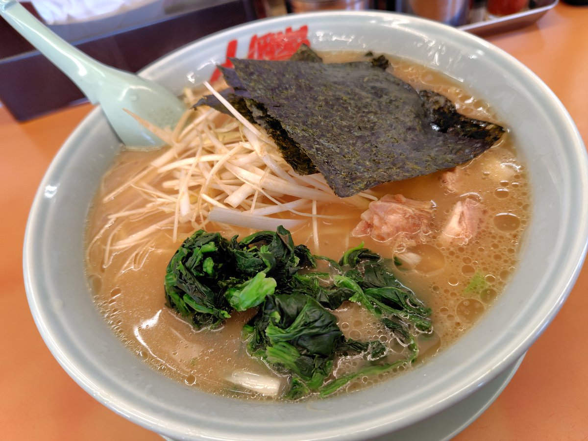 ブケム tweet media