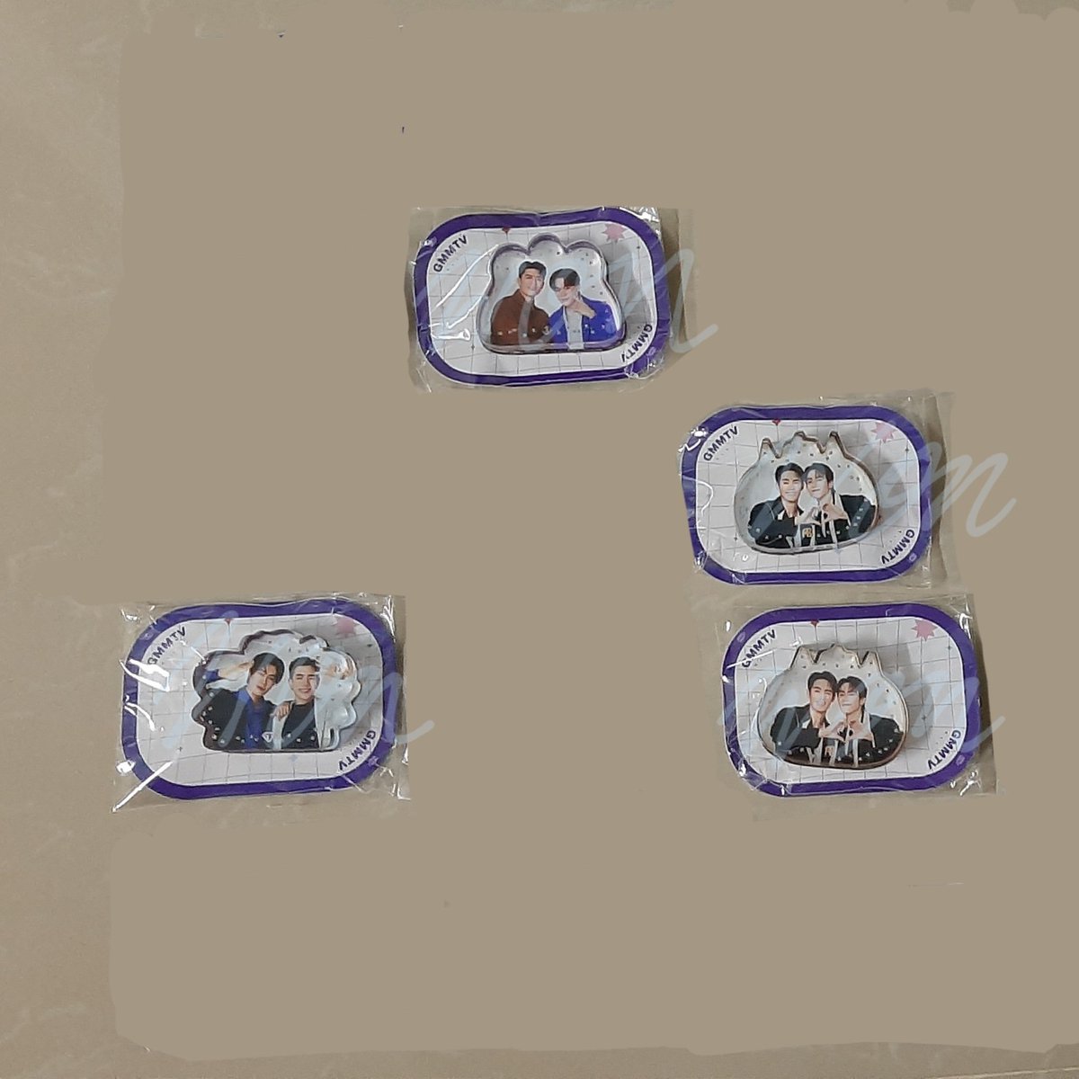 Wonapinya's tweet photo. WTS กาชาปอง &amp; โปสการ์ด acrylic magnet 

Gasha กาชา 300THB
GeminiFourth เจมีไนน์โฟร์ท
JossGawin จอสกวิน
ForceBook ฟอสบุ๊ค 

Postcard Gasha
Jasper แจสเปอร์ 150THB
เซฟฟรัง เตนิว 80THB
คริสสิงโต โอมภวัต ohm 50THB

ส่ง+50
F2F #GMMTVFANIVAL2026
#ตลาดนัดgmmtv
#สนามอ่านเล่น2026xGMMTV https://t.co/tMUZRZccrT