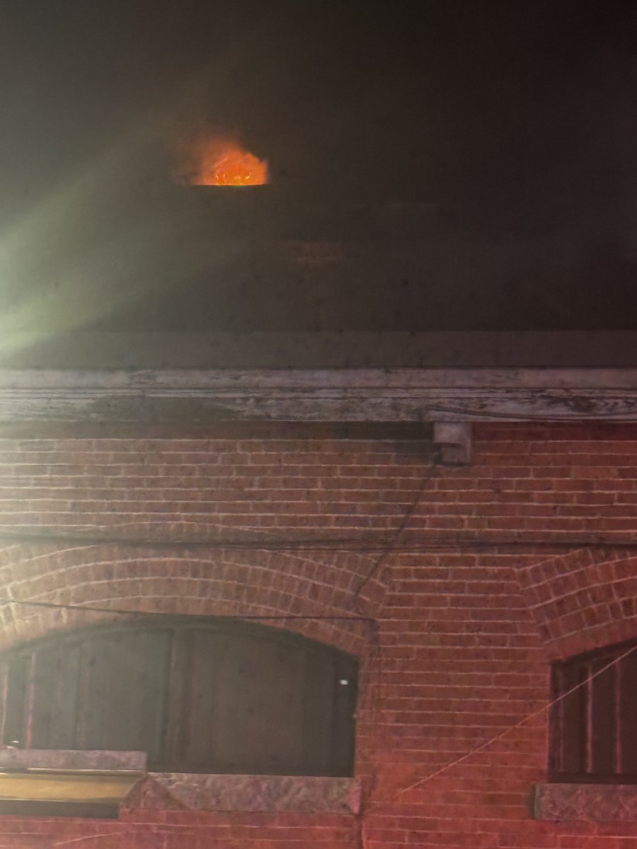 Boston Fire Dept. tweet media