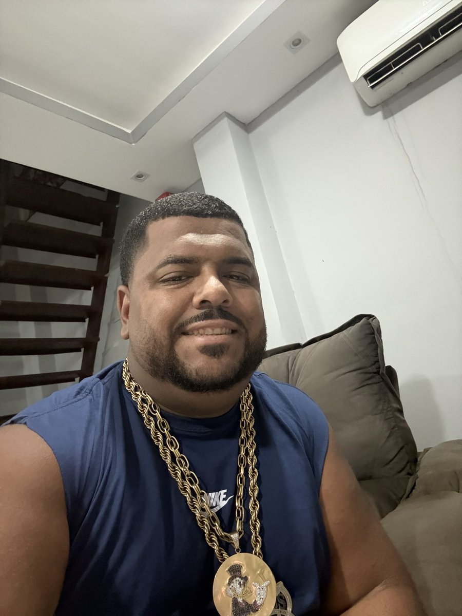 METGALAHH's tweet photo. Sabadão de paz graças a Deus ❤️🙏🏿 https://t.co/sgFhJLoZ5Q