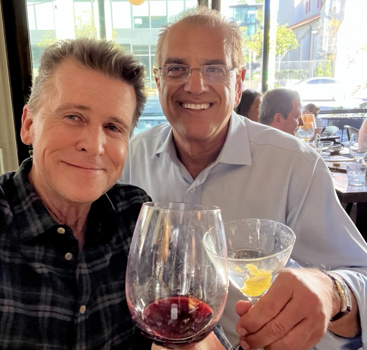 Mark Larson tweet media