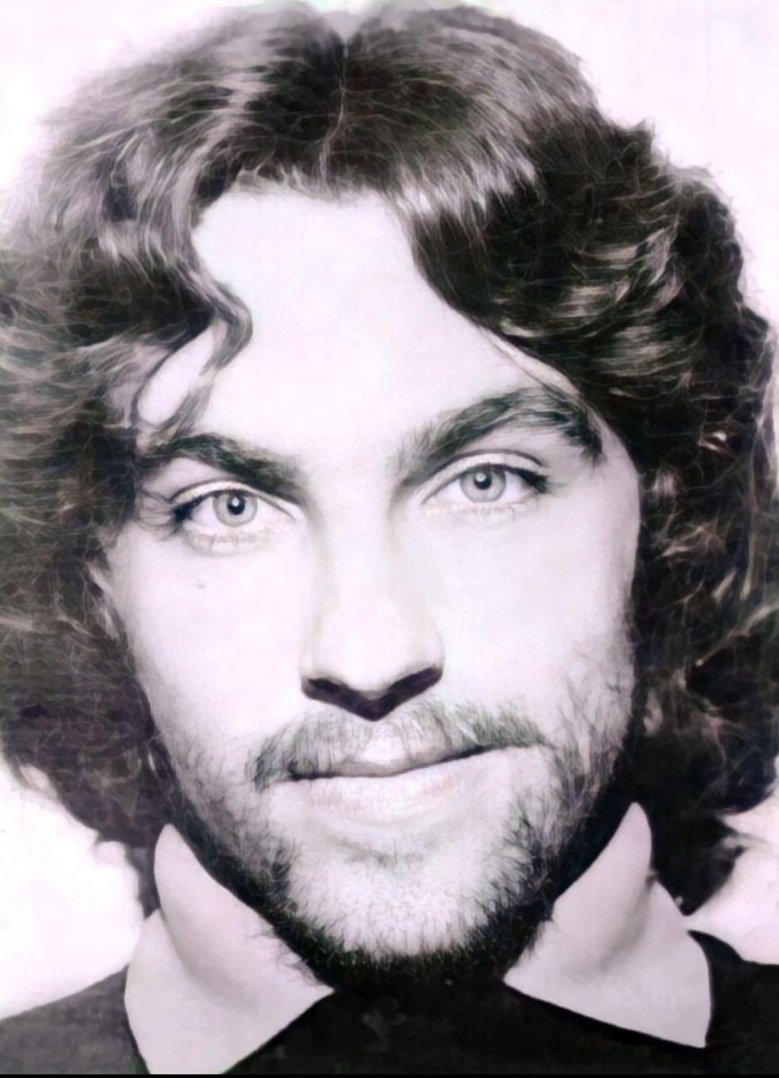 KevinCampSF's tweet photo. "I have no prouder boast than to say I am Irish and have been privileged to fight for the Irish people and for Ireland."

Francis Hughes followed Bobby Sands on Hunger Strike rather than be criminalised 45 years ago today. https://t.co/HES2gVkKEb