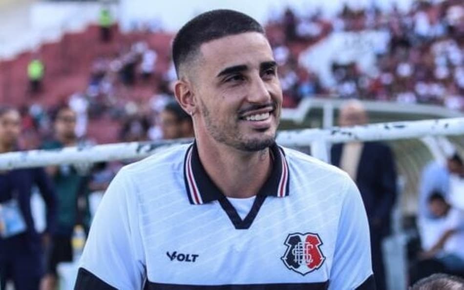 Spfcsinceridade's tweet photo. GOLS NO BRASILEIRÃO: 

🥅 - CENI 65 | GALHARDO 45

GOLS NO PAULISTÃO: 

🥅 CENI 38 | GALHARDO 3

GOLS NA LIBERTADORES: 

🥅 CENI 14 | GALHARDO 5

GOLS NA SÉRIE D:

😂 GALHARDO 7 | CENI KKKKKK

GOLS NA SÉRIE B:

🤣 GALHARDO 6 | CENI KKKKKKK

> SE JUNTA OS GOLS NAS SÉRIES A, B, D, AINDA NÃO EMPATA EM GOLS COM CENI NA SÉRIE A

> MAIOR TÍTULO DO GALHARDO NA CARREIRA É UMA COPA DO NORDESTE 

> CLUBE QUE O GALHARDO FEZ MAIS GOLS NA CARREIRA: INTER 34 GOLS, SÓ NO PAULISTA O CENI FEZ 38 GOLS