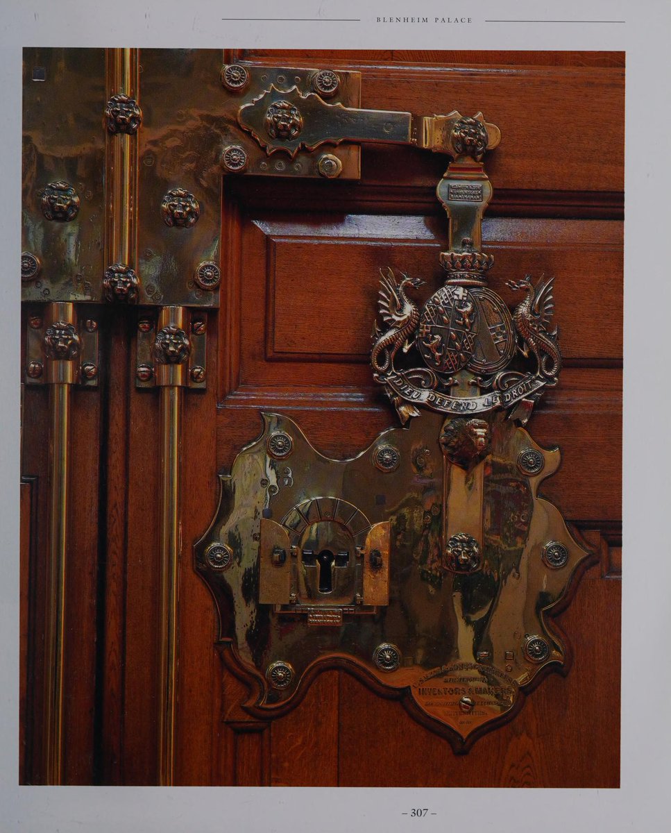 Tomb Raider Texture tweet media