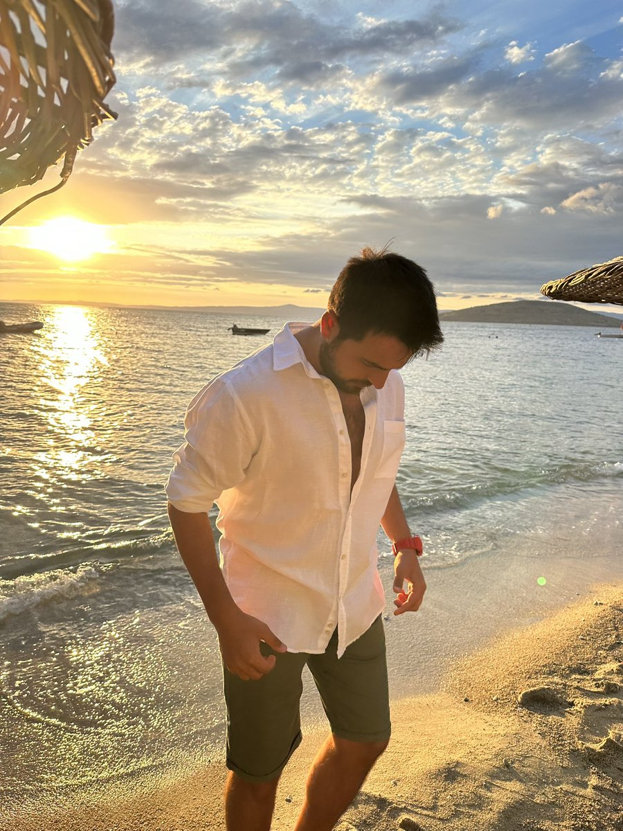 KaraksKarakas's tweet photo. #yeniprofilresmi̇ https://t.co/f7qT77CsLu