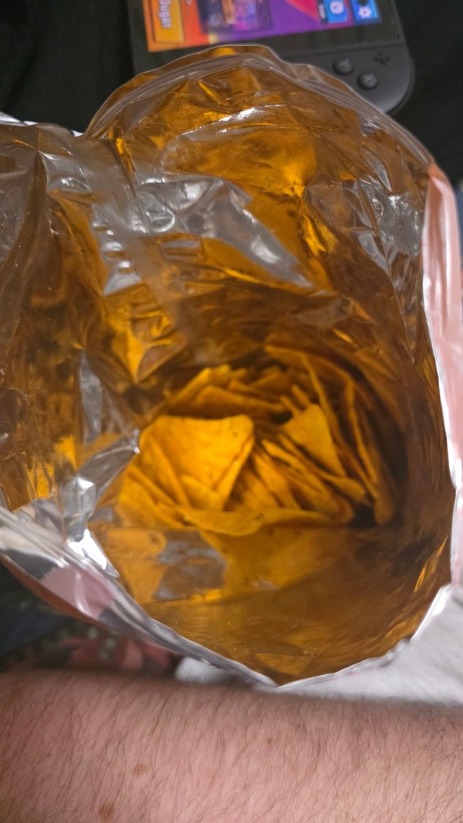 fer_0204_'s tweet photo. @doritosES y esto??? Recién abiertos. https://t.co/ExnzjEVe60
