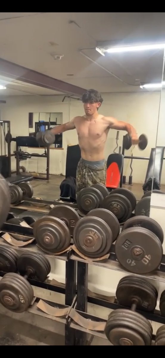 Master Knight tweet media