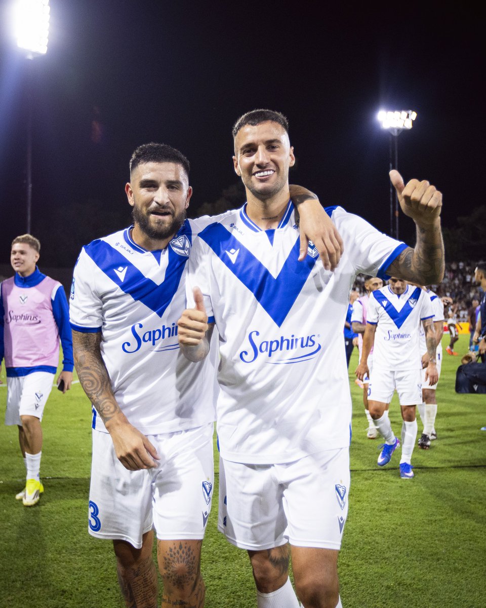 Velez's tweet photo. +3 Pa' Linie' 🙌🏻

¡DALE V! https://t.co/O20qjKPBF6