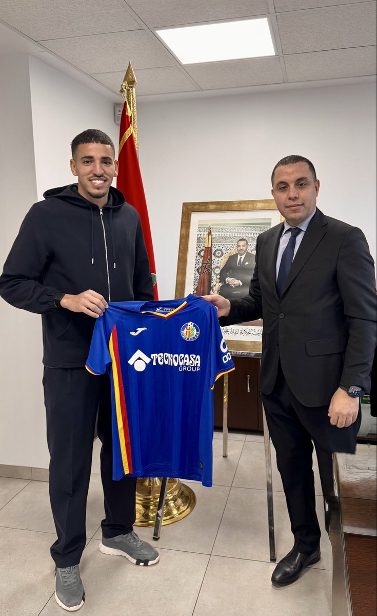 El Cónsul General ha recibido el jugador del equipo nacional marroquí de fútbol y de Getafe Abdelkabir Abqar <a href="/GetafeCF/">Getafe C.F.</a>