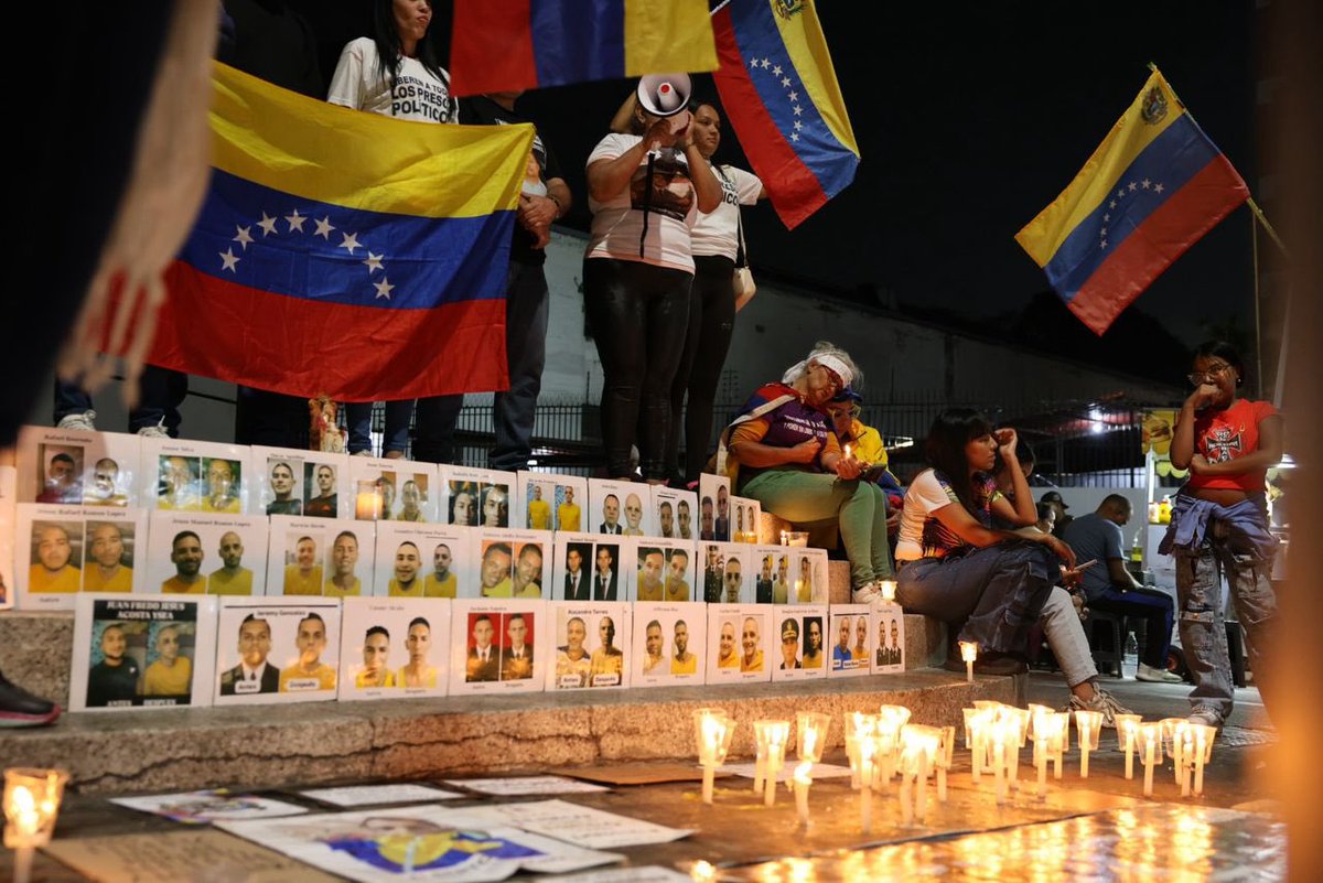 Realidad Helicoide tweet media