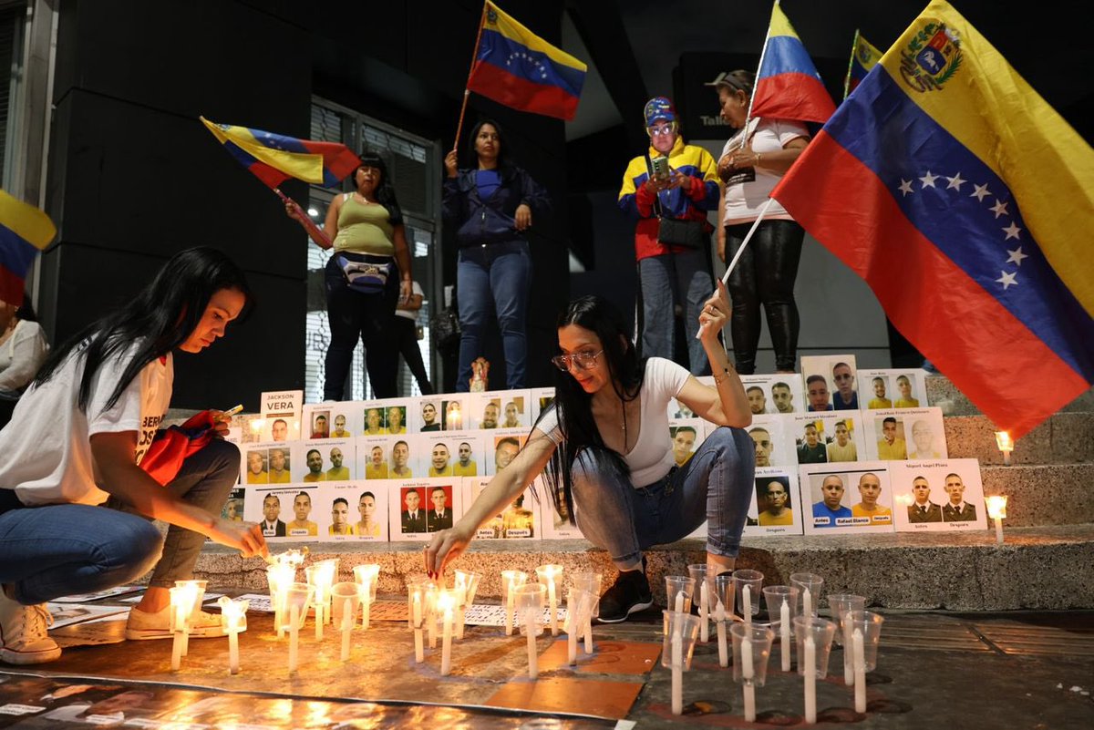 Realidad Helicoide tweet media