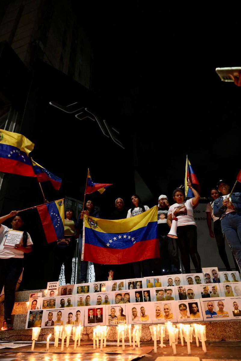 Realidad Helicoide tweet media