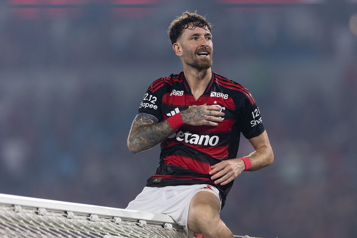 ÍDOLO INCONTESTÁVEL DO CLUBE DE REGATAS DO FLAMENGO!