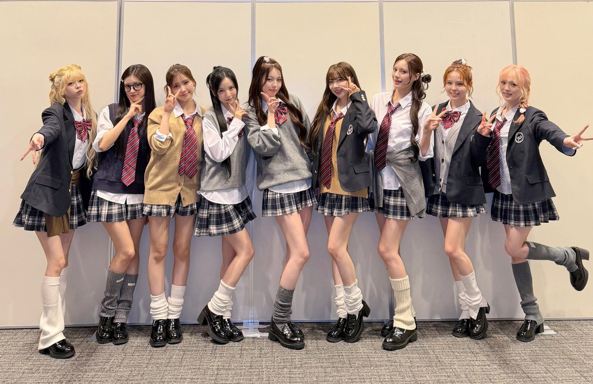 summit 🐧 tweet media