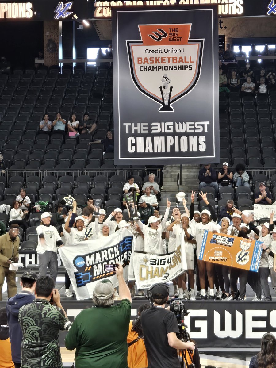 Charles Solomon tweet media