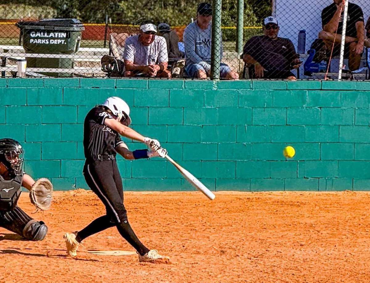 Line Drive Media tweet media