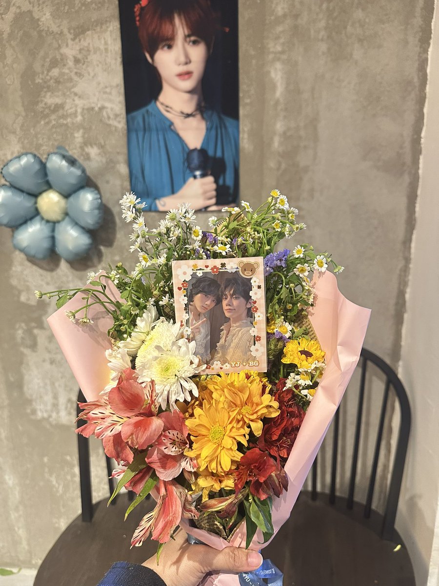 ⋆.𐙚 ̊ rons ⋆⭒˚.⋆ ♡ tweet media