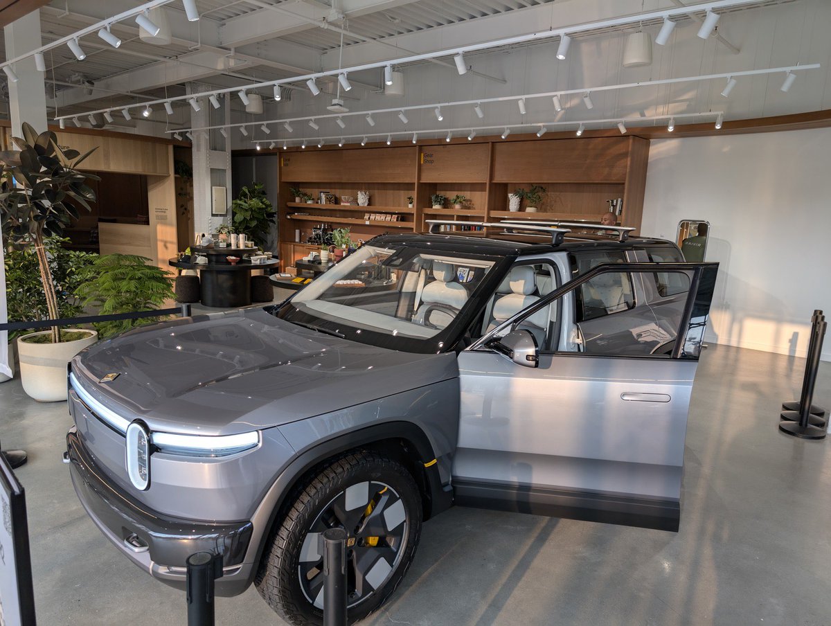 Jose | RivianTrackr tweet media