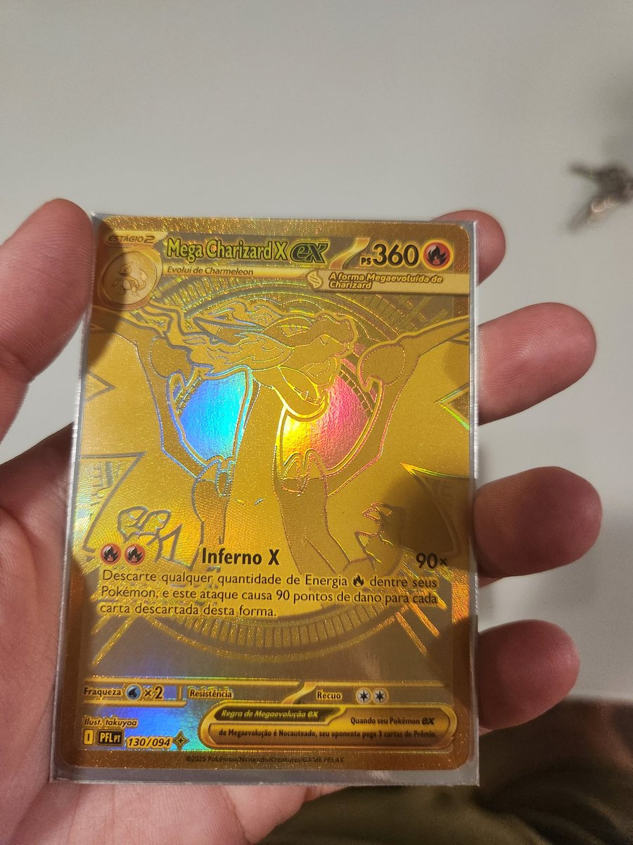 GabsGasp's tweet photo. Top 24 em no Regional de Pokémon Go em Curitiba e um Charizard dourado!!! #PlayPokémon #Pokémon30anos https://t.co/aU4L3Vq2Un