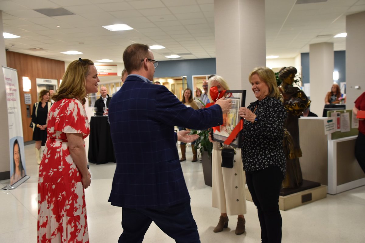 LUHFoundation's tweet photo. On 2/12, we teamed up with Küper Wine Bar for a special night called Vine Voyage!
We shared powerful stories of the compassionate care our foundation and incredible hospital team provide every day, all while savoring outstanding wines &amp; strolling through our beautiful ArtWalkway! https://t.co/duJuvcqq1p