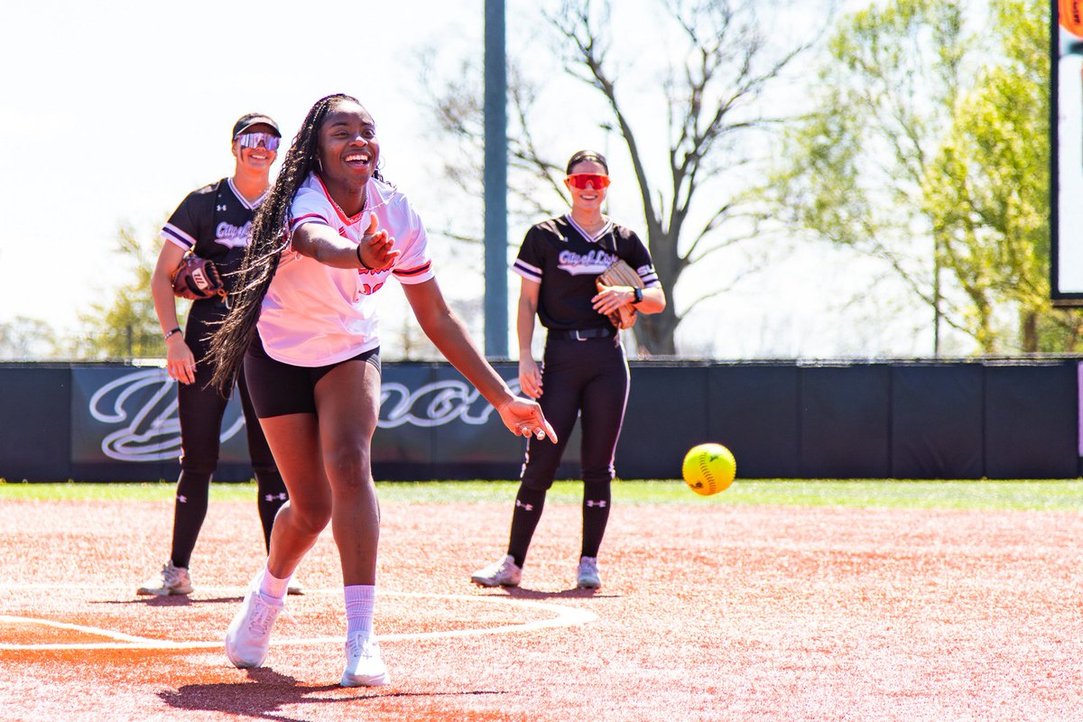 NSU Demons Softball tweet media