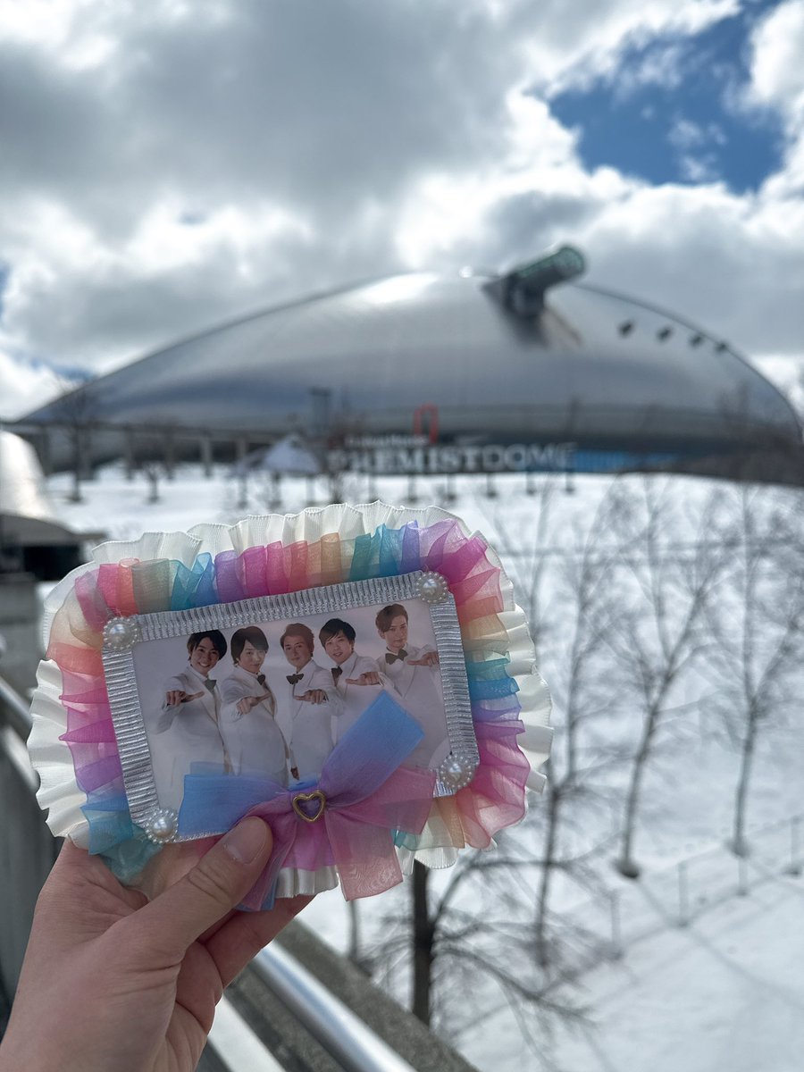kg75z's tweet photo. 2026 3/14 We are ARASHI
見てきました！5人で集まる空気感が最高で、笑い合ってるところも思い出すとなんだか泣けてきて🥲最後に会える機会を作ってくれたことに本当にありがとう！幸せをありがとう！💚💜💛💙❤️ https://t.co/RnS7bDDIDe