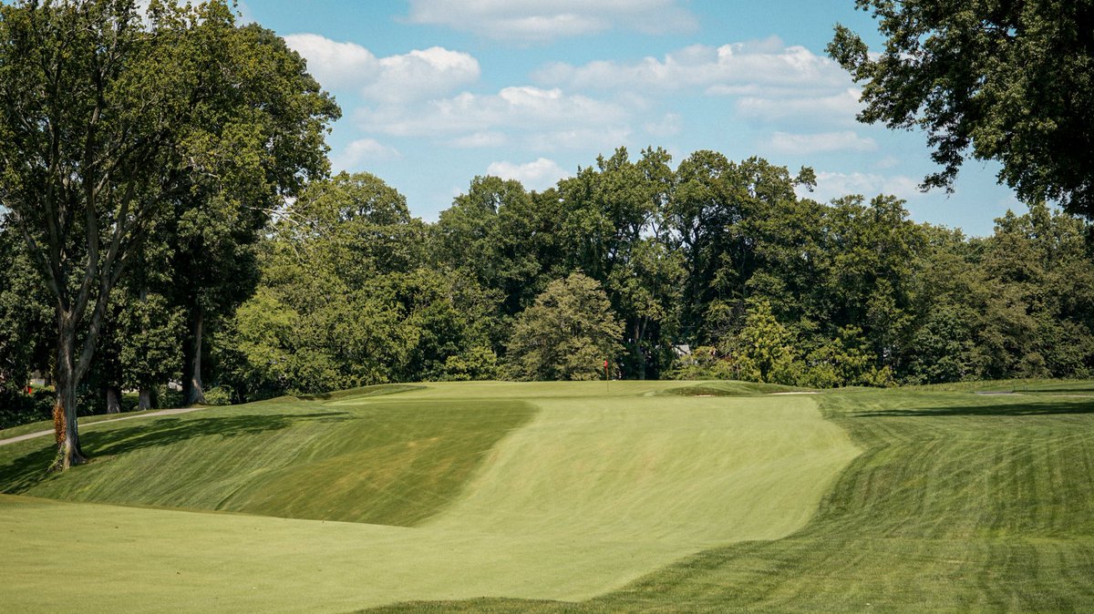 jliebertgolf's tweet photo. Hyde Park Golf & Country Club in Cincinnati, Ohio is a historic private club founded in 1909. Its classic 18-hole course, designed by legendary architect Donald Ross, winds through wooded ravines and rolling terrain. Known for strategic greens and traditional design, Hyde Park remains one of Cincinnati’s most respected and challenging golf venues.