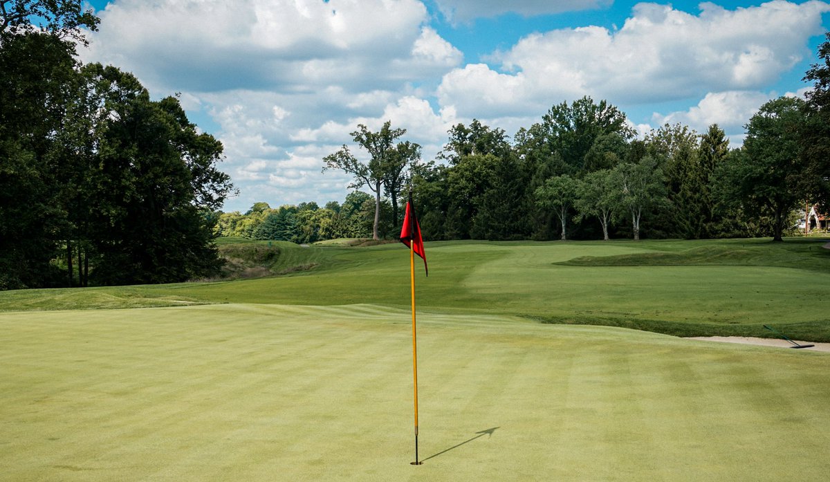 jliebertgolf's tweet photo. Hyde Park Golf & Country Club in Cincinnati, Ohio is a historic private club founded in 1909. Its classic 18-hole course, designed by legendary architect Donald Ross, winds through wooded ravines and rolling terrain. Known for strategic greens and traditional design, Hyde Park remains one of Cincinnati’s most respected and challenging golf venues.