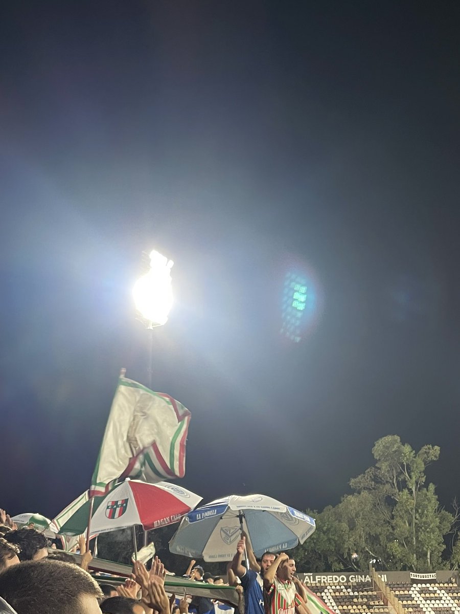 +3 en Saavedra y seguimos sumando. 

Vamos #Vélez ⚪️🔵

Que es eso de andar dejando…