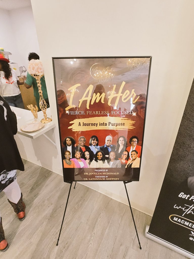 sheisleadworthy's tweet image. Pure Joy✅️🌎👣🎬
Time Well Spent 
So many gems and nuggets 💎♦️💛 #IAMHER