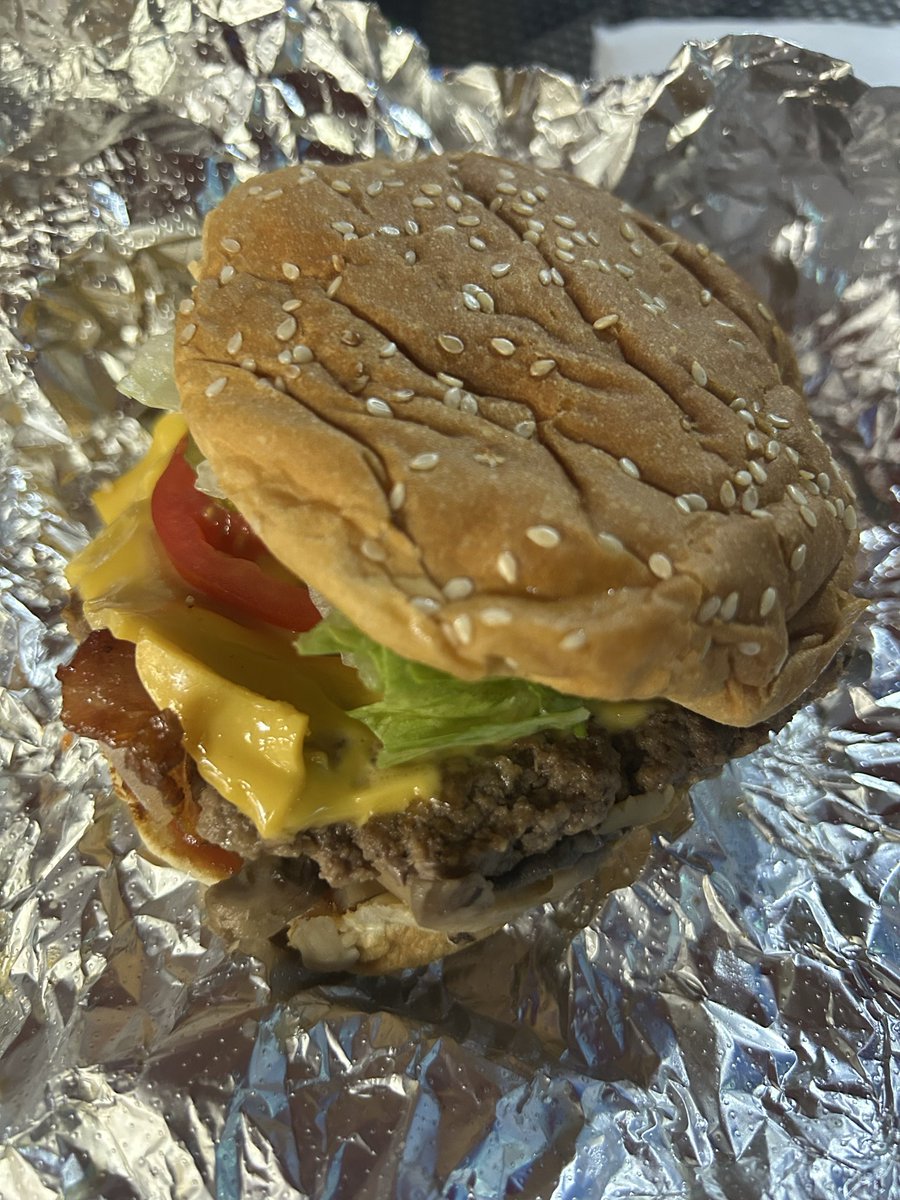 Kelly🇺🇸❤️🏈🐘 tweet media