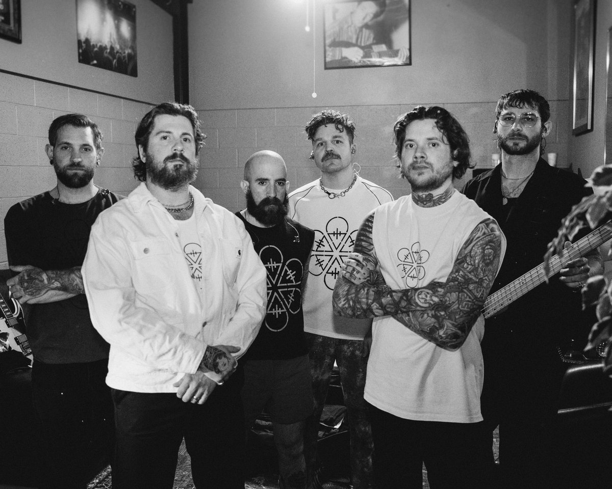 Kate Russell tweet media