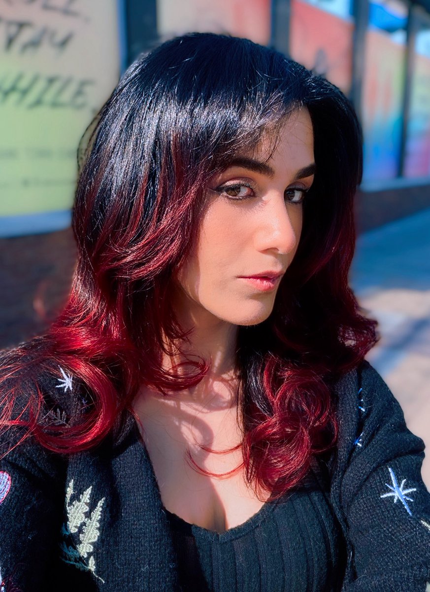 vio 🖤✨ tweet media