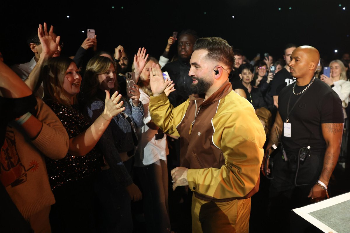 Le Parisien tweet media