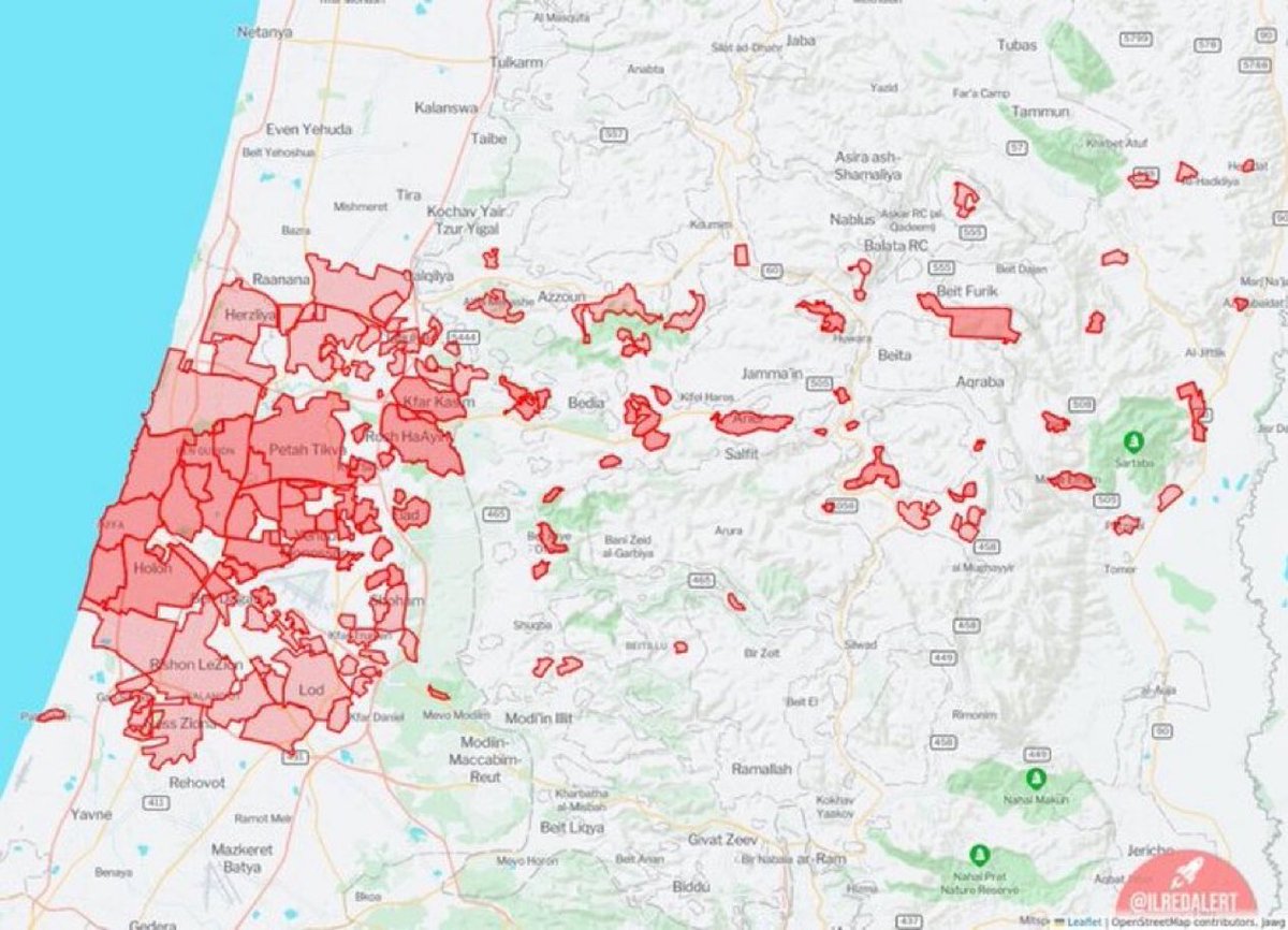 🇮🇱🇮🇷 | URGENTE: Las alarmas se han disparado en el centro de Israel tras la detección de una nueva oleada de misiles y drones procedentes de Irán.